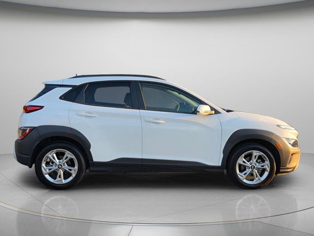2023 Hyundai Kona SEL - Photo 7
