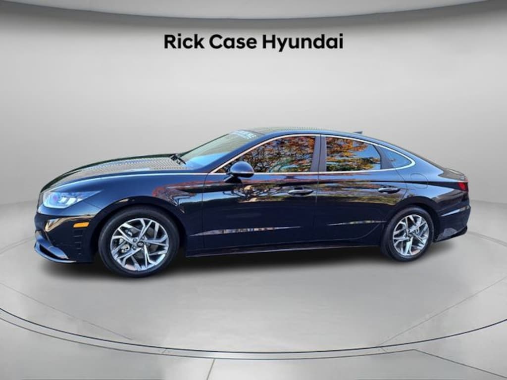 Used 2023 Hyundai Sonata SEL Sedan