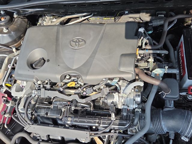 2024 Toyota Camry LE - Photo 10
