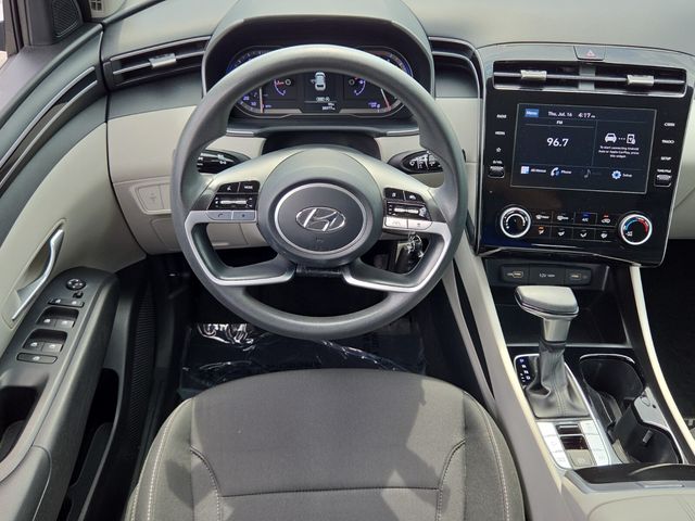 2024 Hyundai Tucson SE - Photo 14