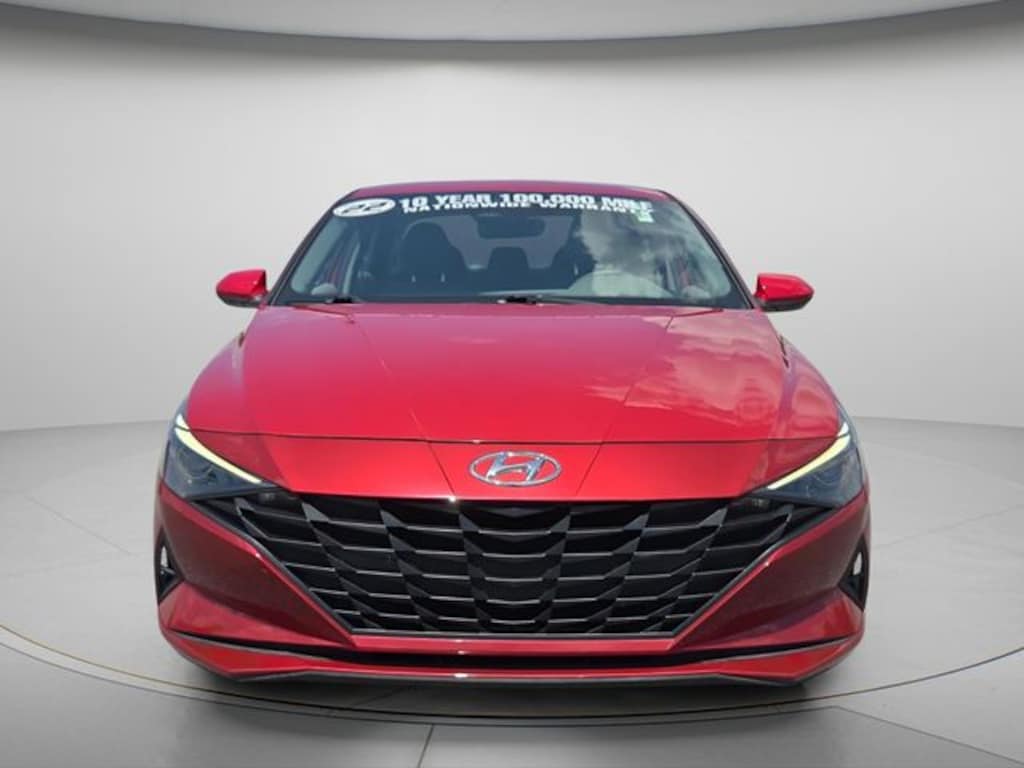 Used 2022 Hyundai Elantra SEL Sedan