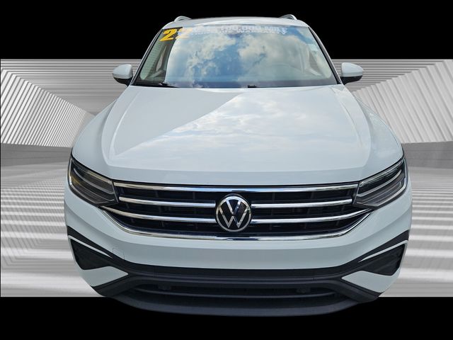 2022 Volkswagen Tiguan SE photo 4