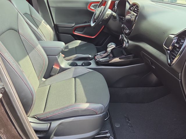 2024 Kia Soul GT-Line - Photo 18