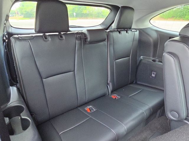 2023 Toyota Highlander XLE - Photo 18