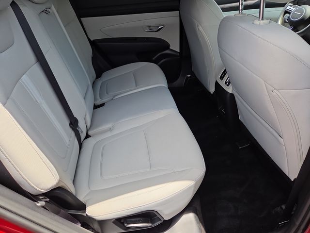 2025 Hyundai Tucson SEL - Photo 18