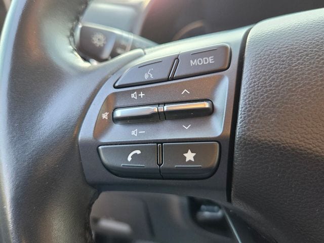 2023 Hyundai Kona SEL - Photo 22