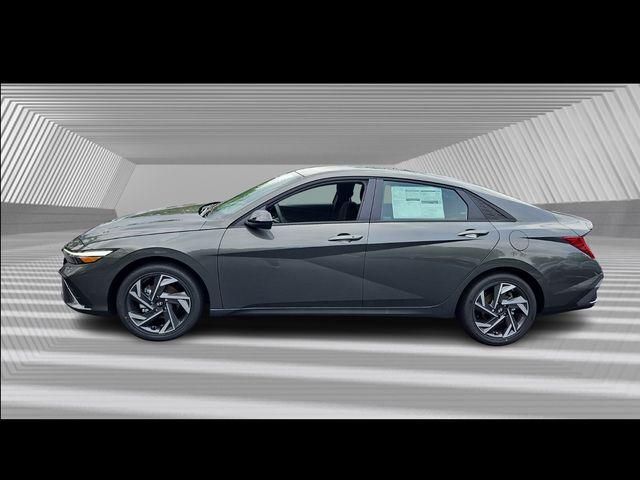 2025 Hyundai Elantra Hybrid SEL Sport photo 2
