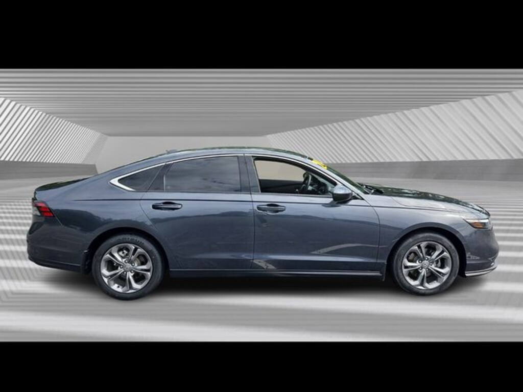 Used 2024 Honda Accord EX Sedan