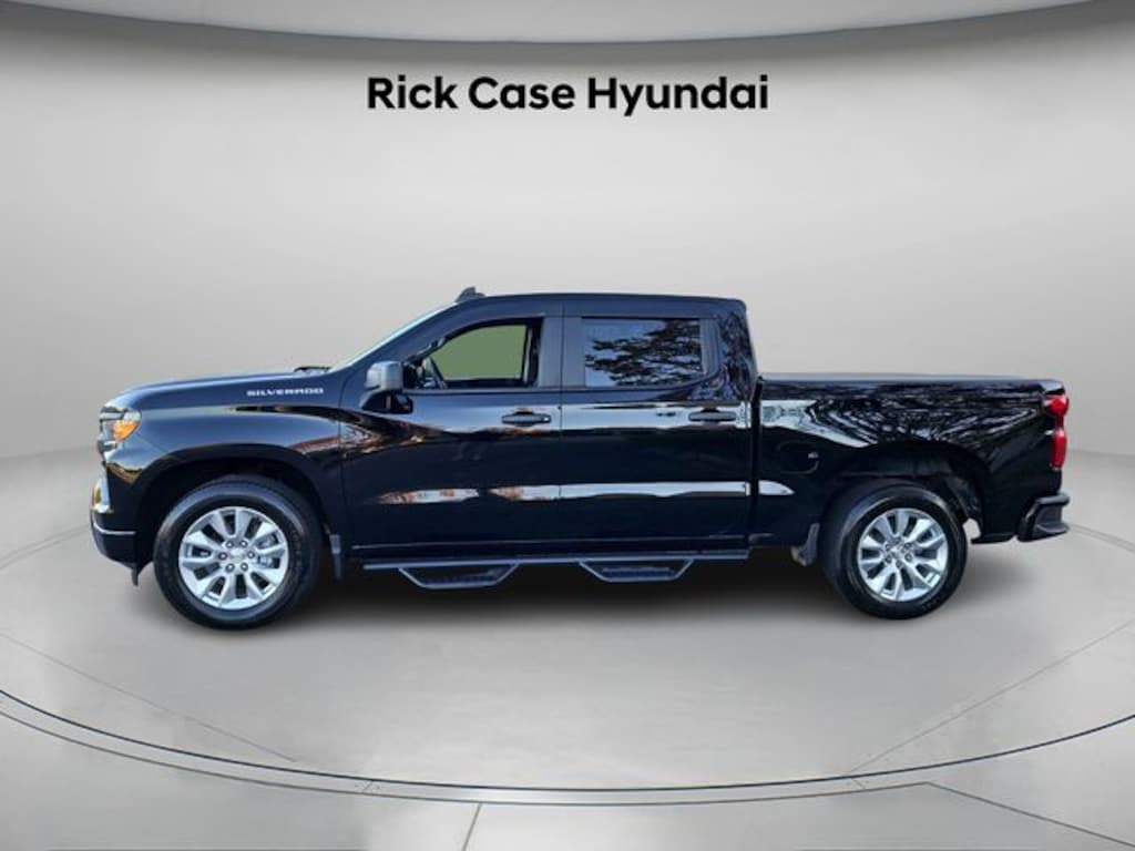 Used 2022 Chevrolet Silverado 1500 Custom Truck