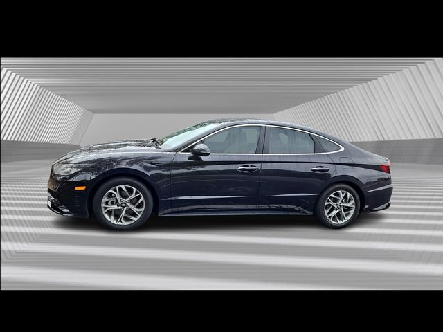 2023 Hyundai Sonata SEL photo 2