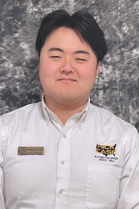 Staff member Bongsu Choi from b3bbc841a38d
