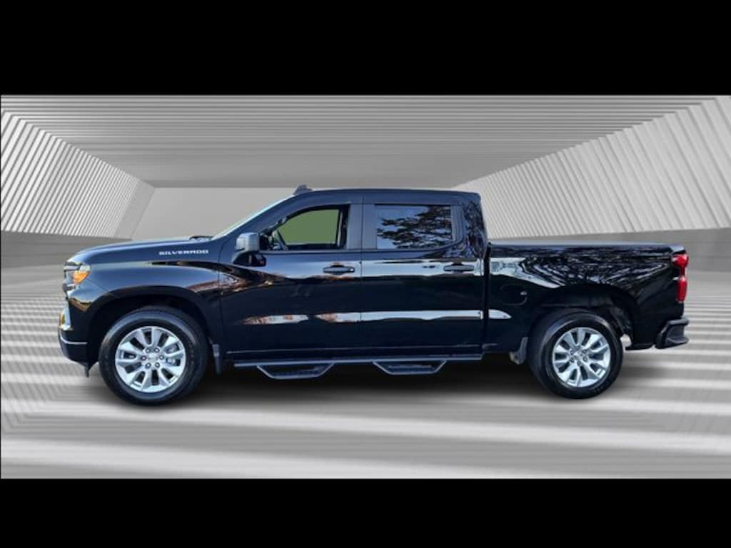 Used 2022 Chevrolet Silverado 1500 Custom Truck