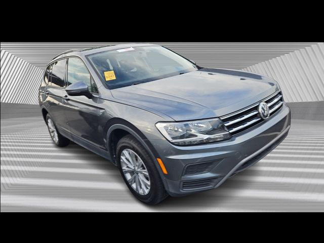 2020 Volkswagen Tiguan S photo 3