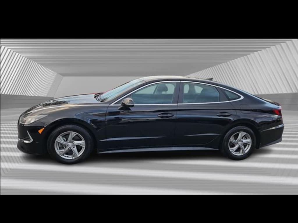 Used 2023 Hyundai Sonata SE Sedan
