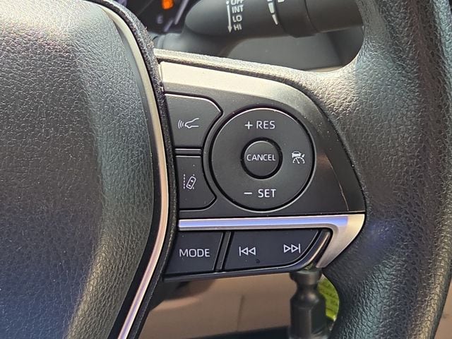 2024 Toyota Camry LE - Photo 24