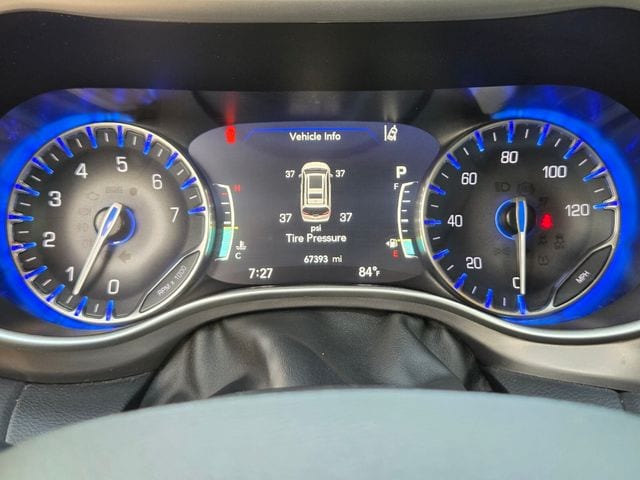 2023 Chrysler Pacifica Touring L - Photo 25