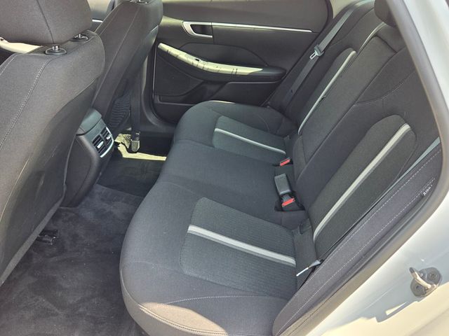 2025 Hyundai Sonata Hybrid SEL - Photo 12