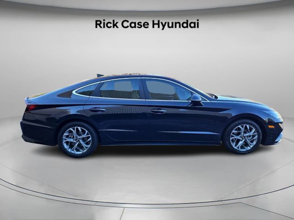 Used 2023 Hyundai Sonata SEL Sedan