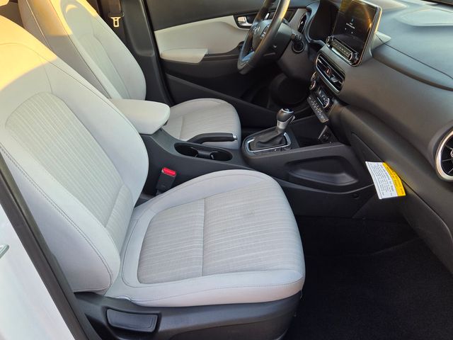 2023 Hyundai Kona SEL - Photo 17