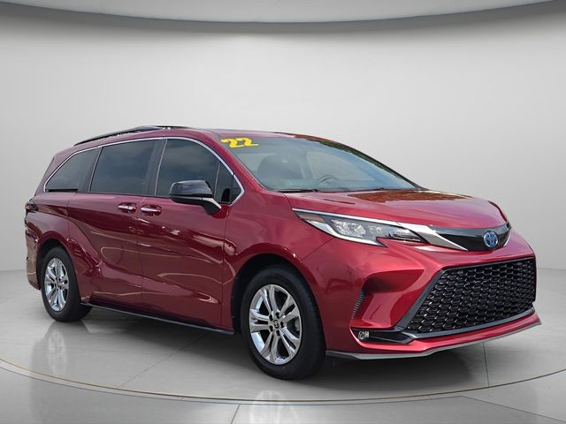 2022 Toyota Sienna XSE - Photo 8