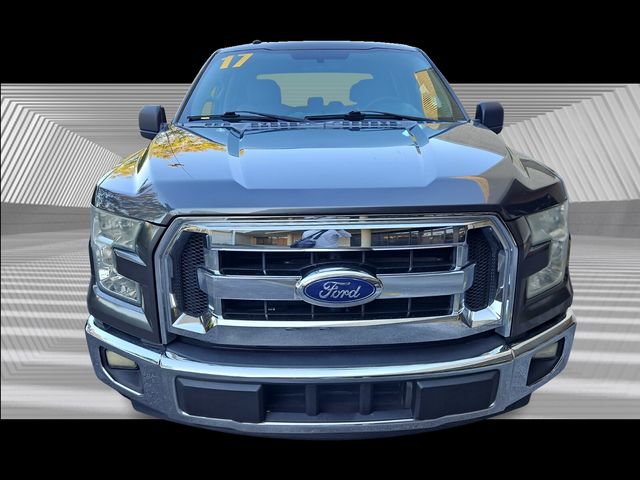 2017 Ford F-150 XLT photo 4