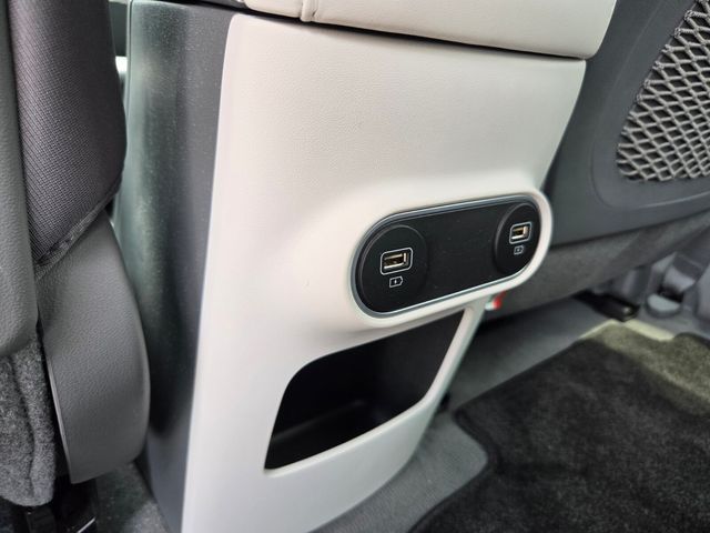 2024 Hyundai IONIQ 5 SEL - Photo 15