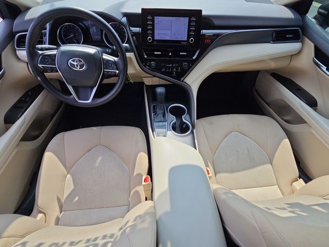 2024 Toyota Camry LE - Photo 14