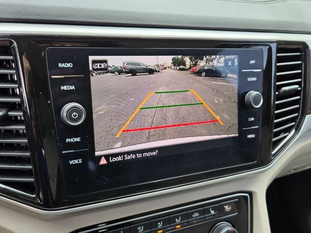 2023 Volkswagen Atlas SE w/Tech - Photo 13