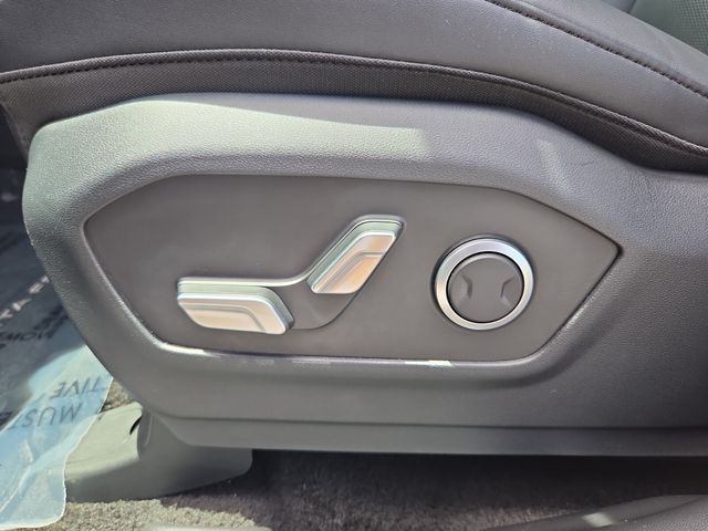 2025 Hyundai Santa Fe SEL - Photo 12