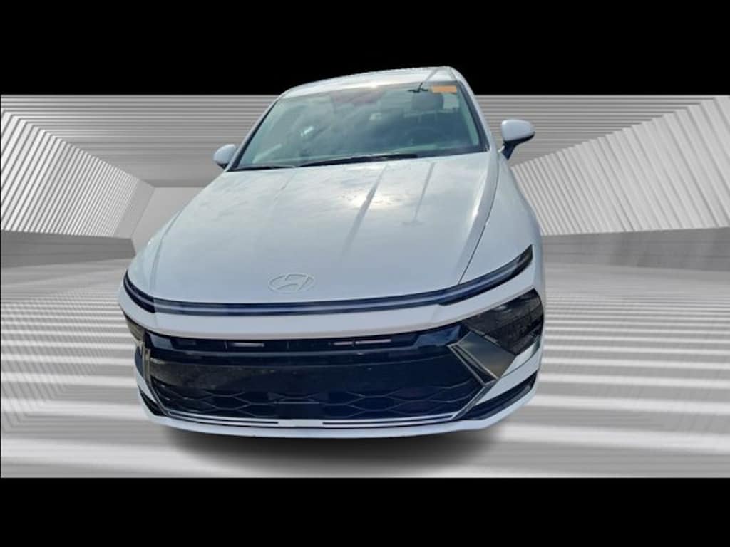 Used 2024 Hyundai Sonata SEL Sedan
