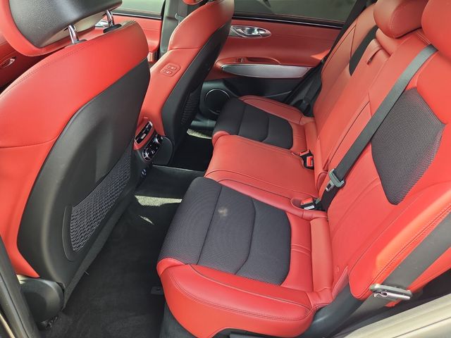 2024 GENESIS GV70 Standard - Photo 12