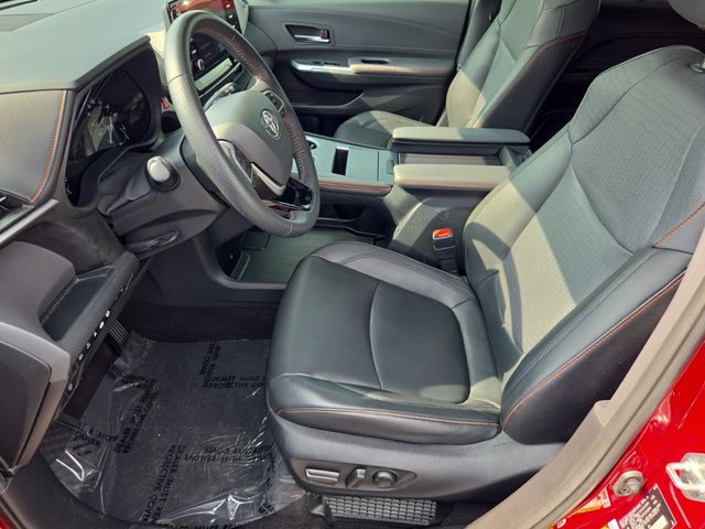2022 Toyota Sienna XSE - Photo 11