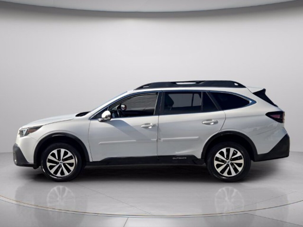 Used 2020 Subaru Outback Premium SUV