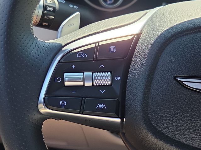 2026 GENESIS G70 Standard - Photo 25