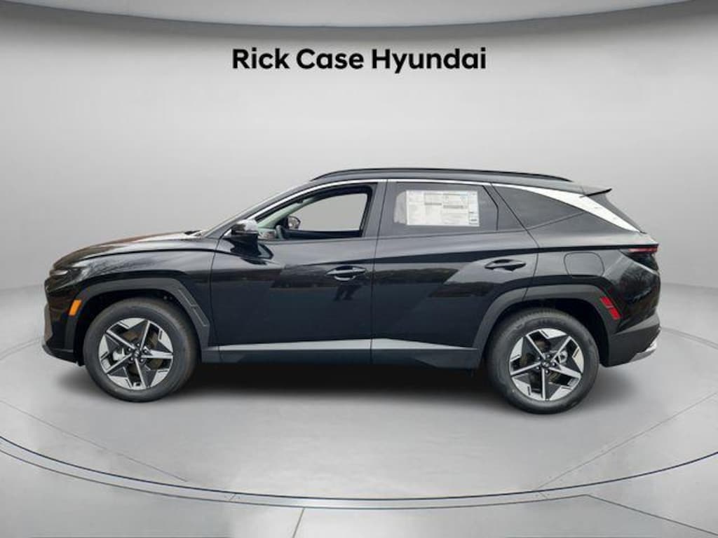 New 2025 Hyundai Tucson Hybrid SEL Convenience SUV