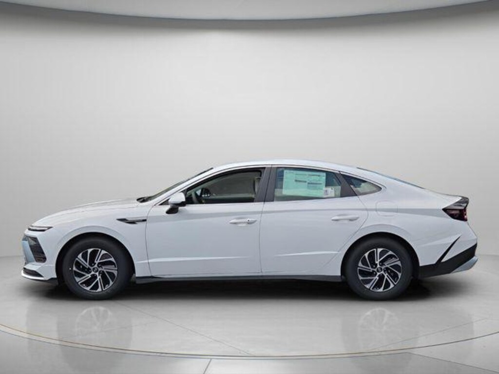 New 2026 Hyundai Sonata Hybrid Blue Sedan