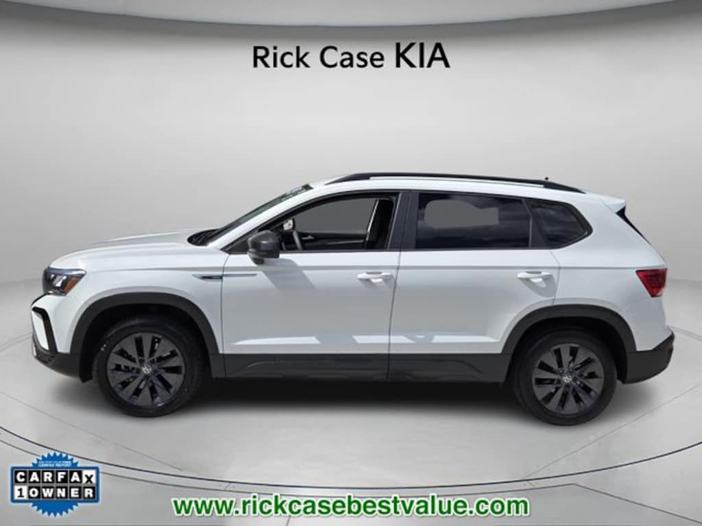 Used 2022 Volkswagen Taos 1.5T S SUV