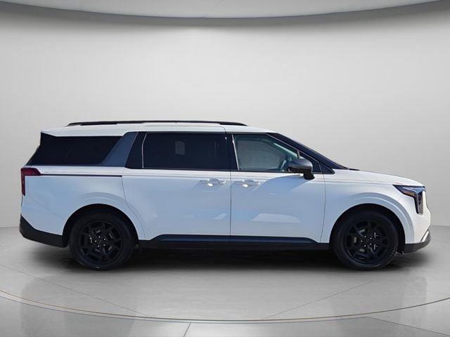 2025 Kia Carnival SX - Photo 9