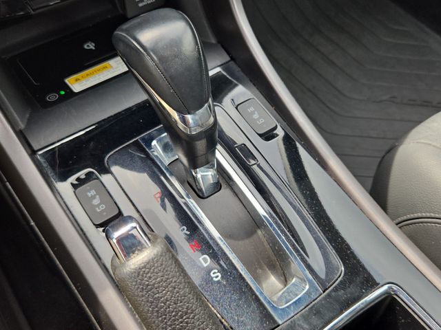 2016 Honda Accord Touring - Photo 20