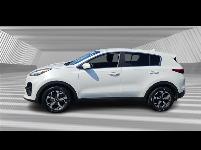 2022 Kia Sportage LX photo 2