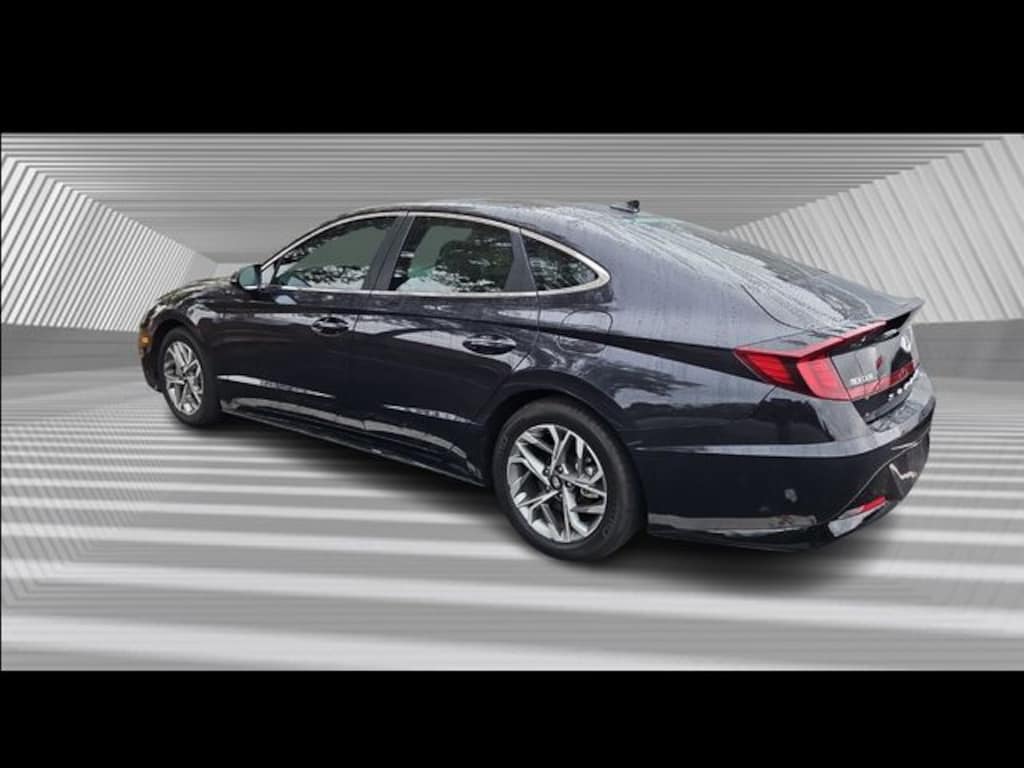 Used 2023 Hyundai Sonata SEL Sedan