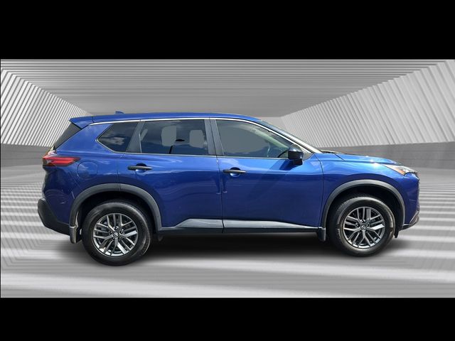 2021 Nissan Rogue S photo 3