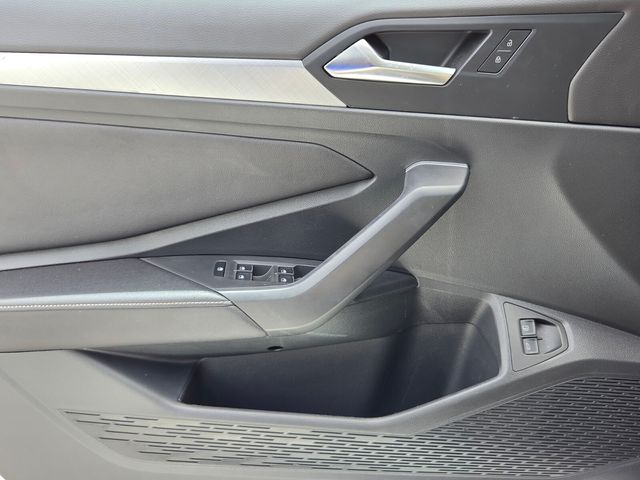 2023 Volkswagen Jetta SE - Photo 27