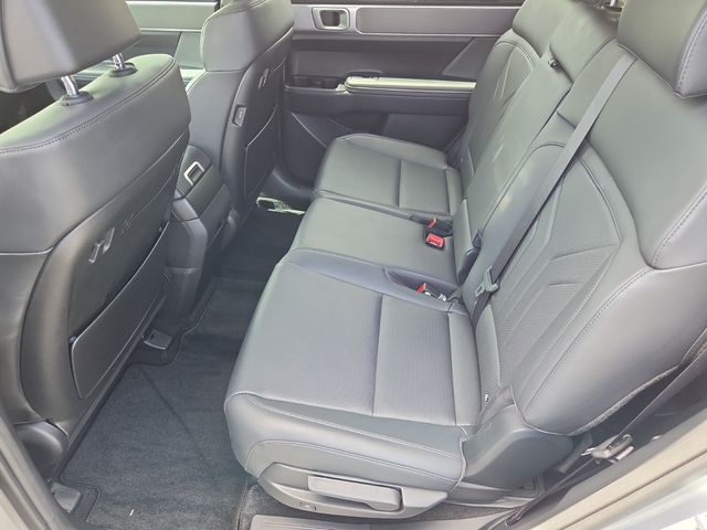 2025 Hyundai Santa Fe SEL - Photo 13
