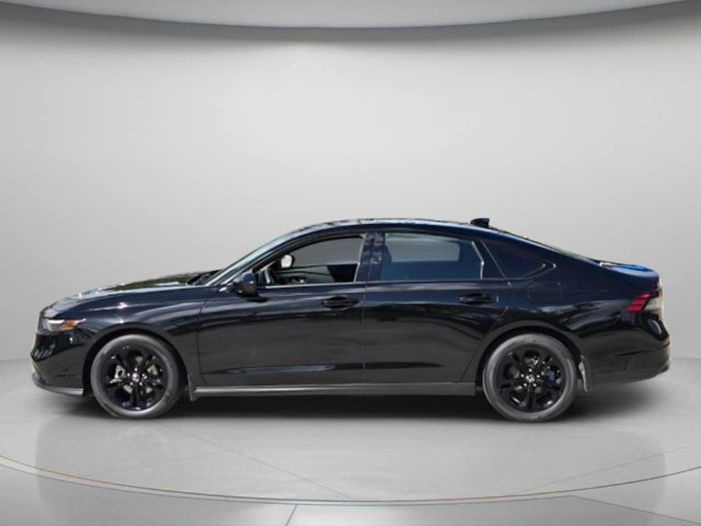 Used 2025 Honda Accord SE Sedan