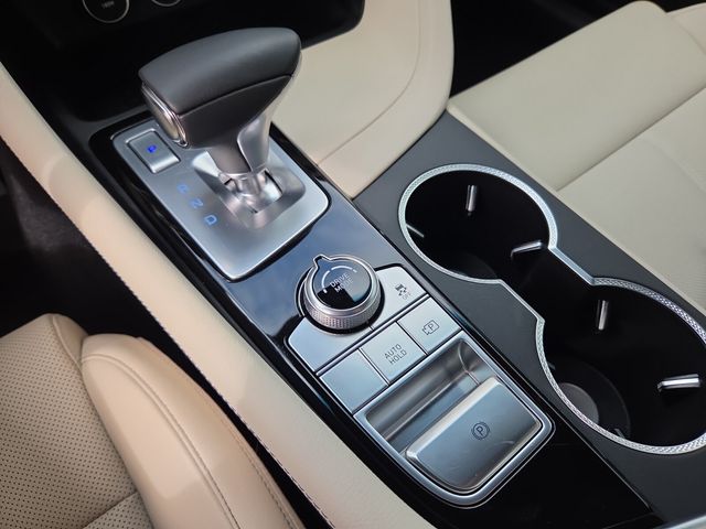 2026 GENESIS G70 Standard - Photo 21