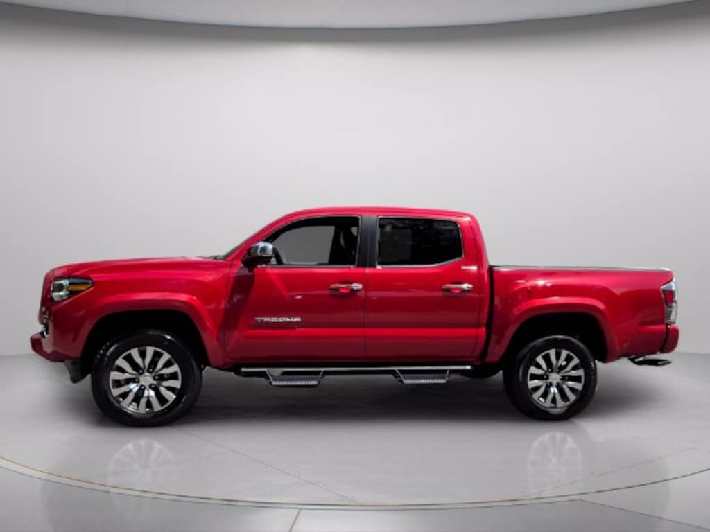 Used 2022 Toyota Tacoma Limited V6 Truck