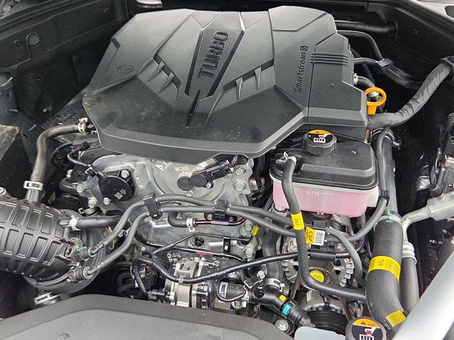 2026 GENESIS G70 Standard - Photo 9