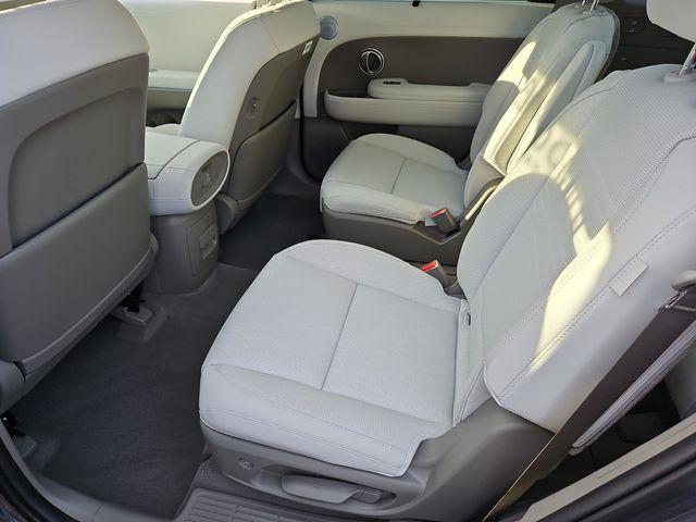 2026 Hyundai Palisade Limited - Photo 8