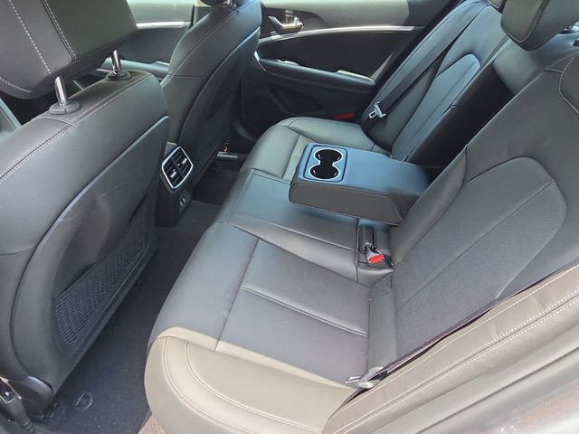 2026 GENESIS G70 Standard - Photo 12